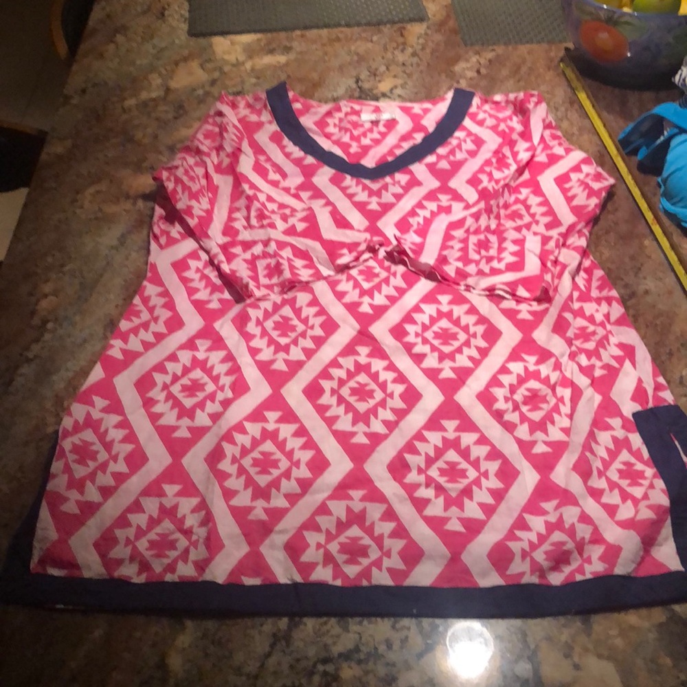 Pink/cream abstract cover up